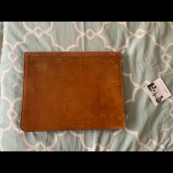 ABLE leather laptop case - Picture 3 of 4